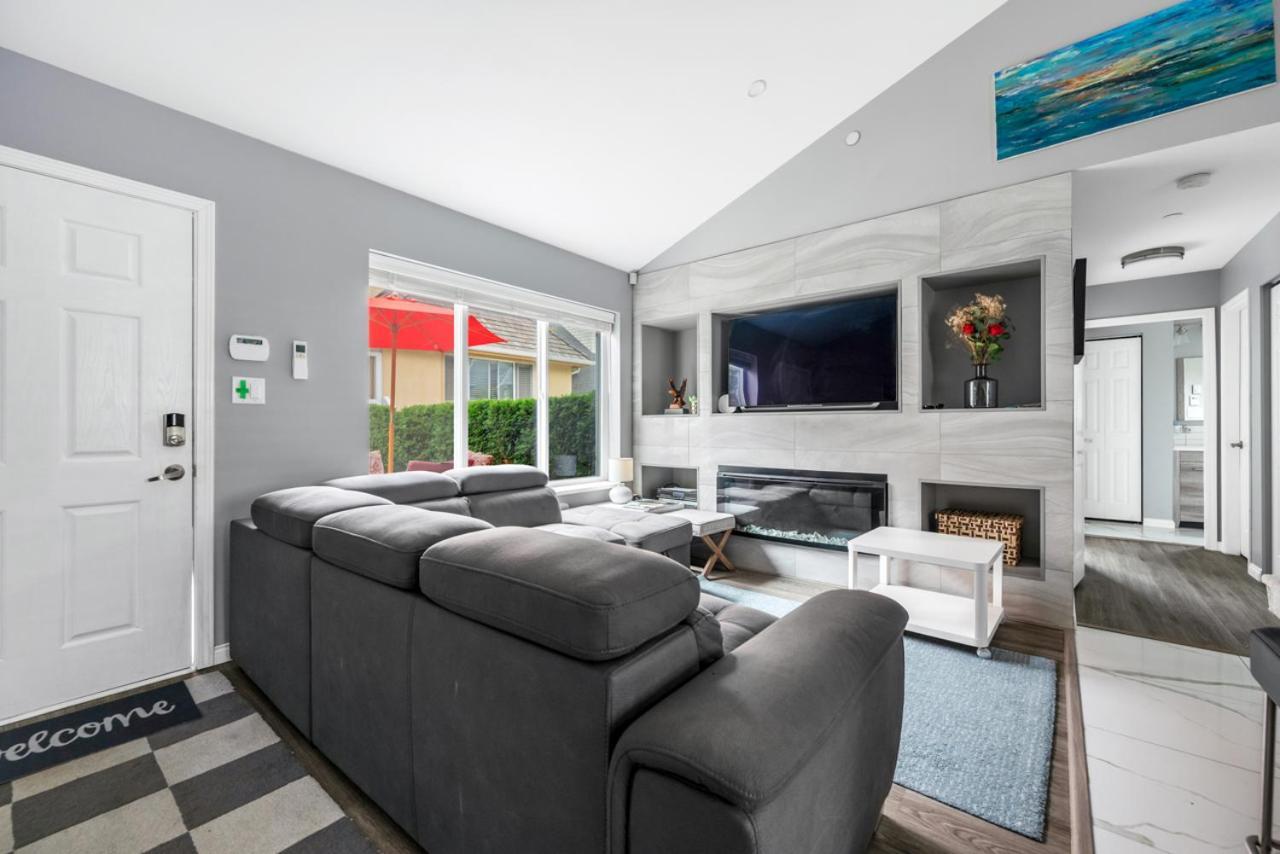 Stylish Dual Bedroom Suite In Van West Vancouver Buitenkant foto