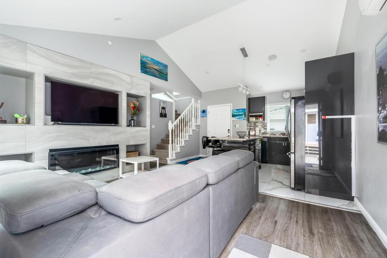 Stylish Dual Bedroom Suite In Van West Vancouver Buitenkant foto